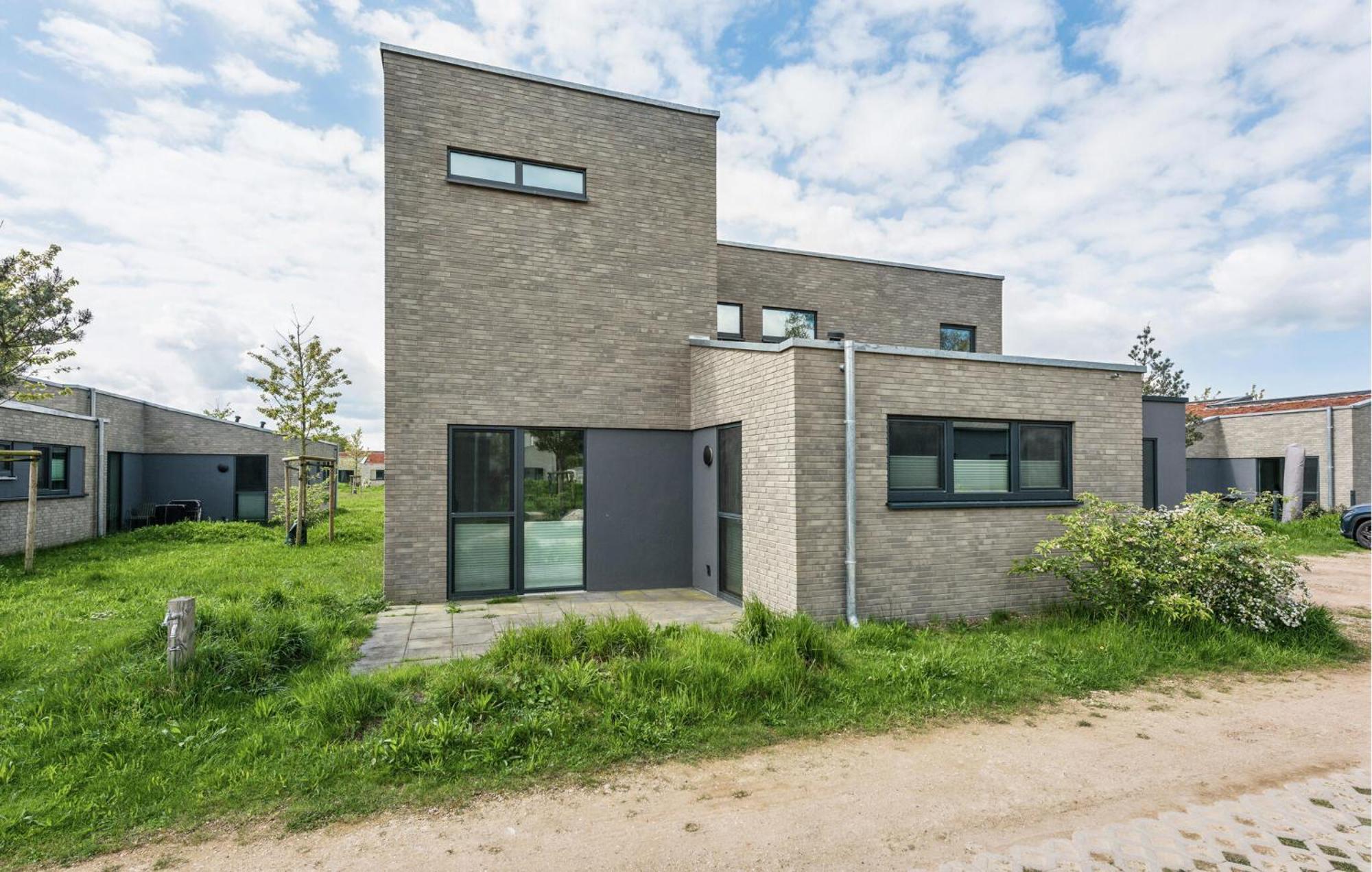 Cozy Home In Lembruch-Duemmer See With Sauna Exteriör bild