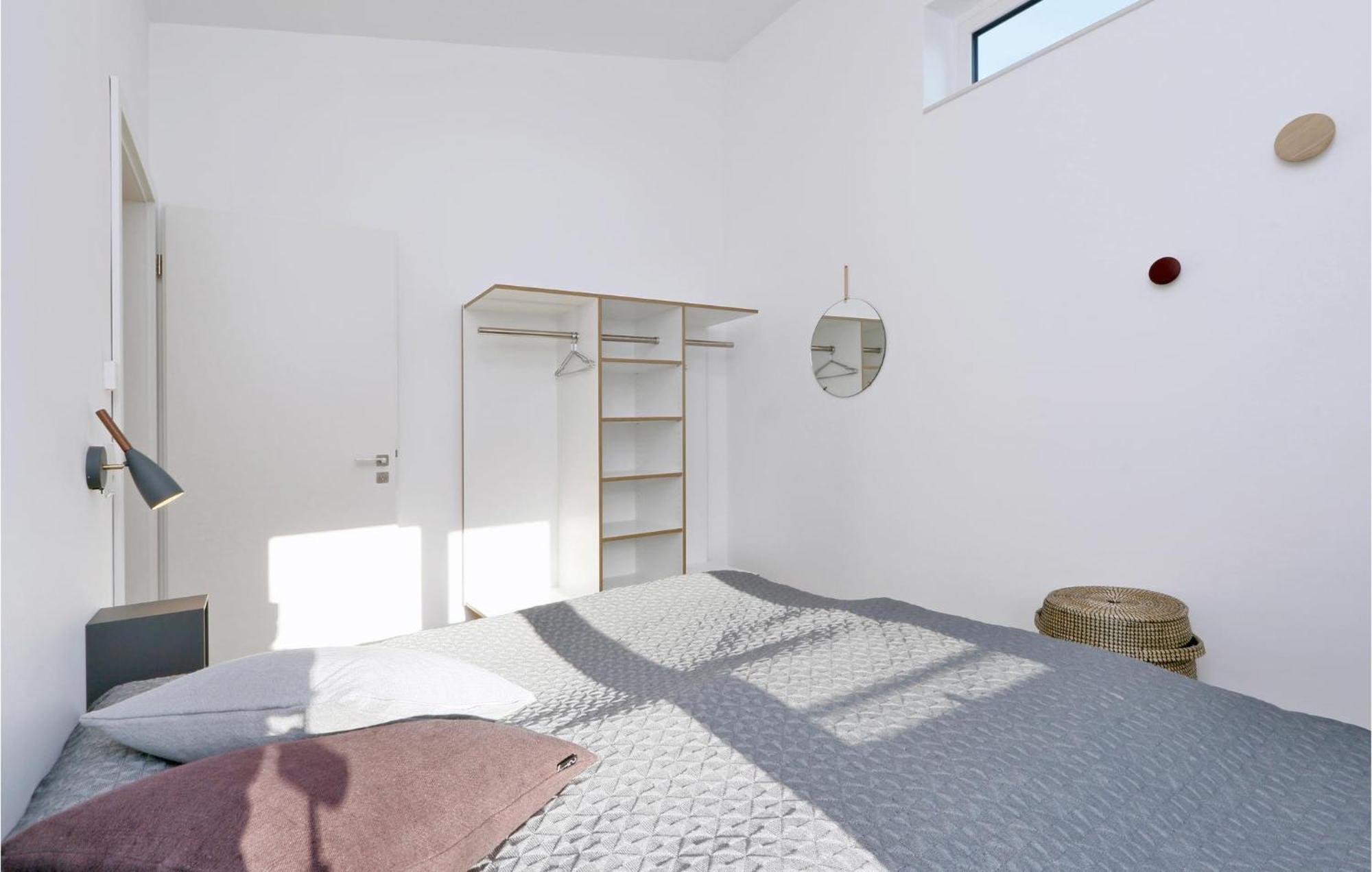 Cozy Home In Lembruch-Duemmer See With Sauna Exteriör bild